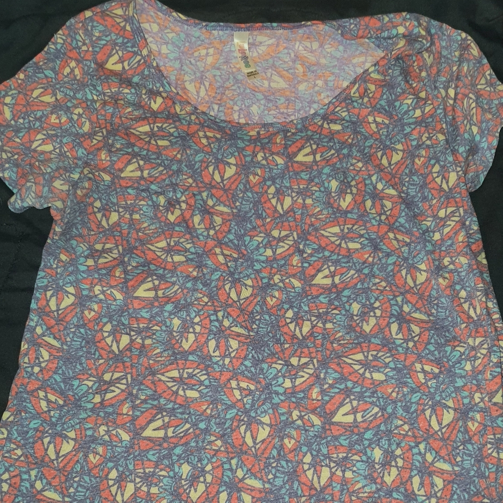 3/$15 LuLaRoe classic tee